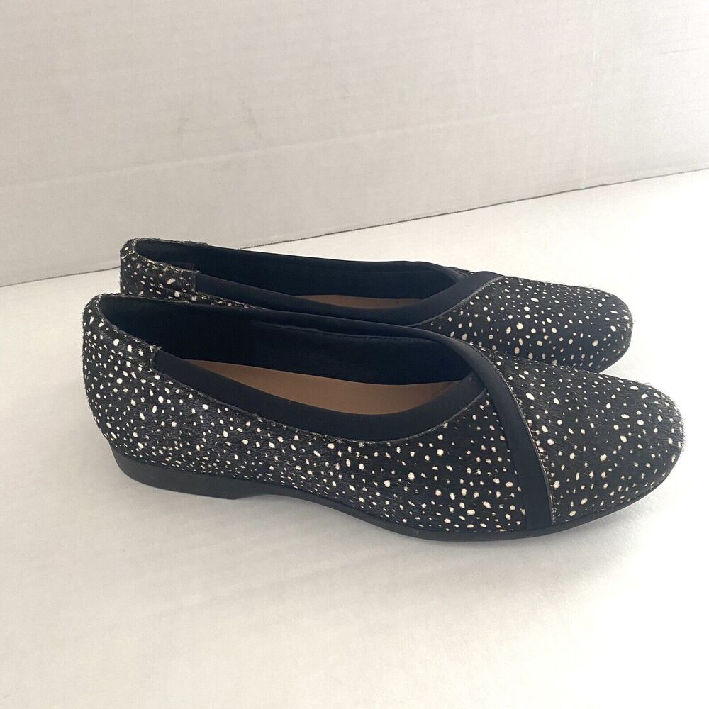 Clarks Fur Animal Print Ballet Flats Women's Size  9.5 M Black/White EUC